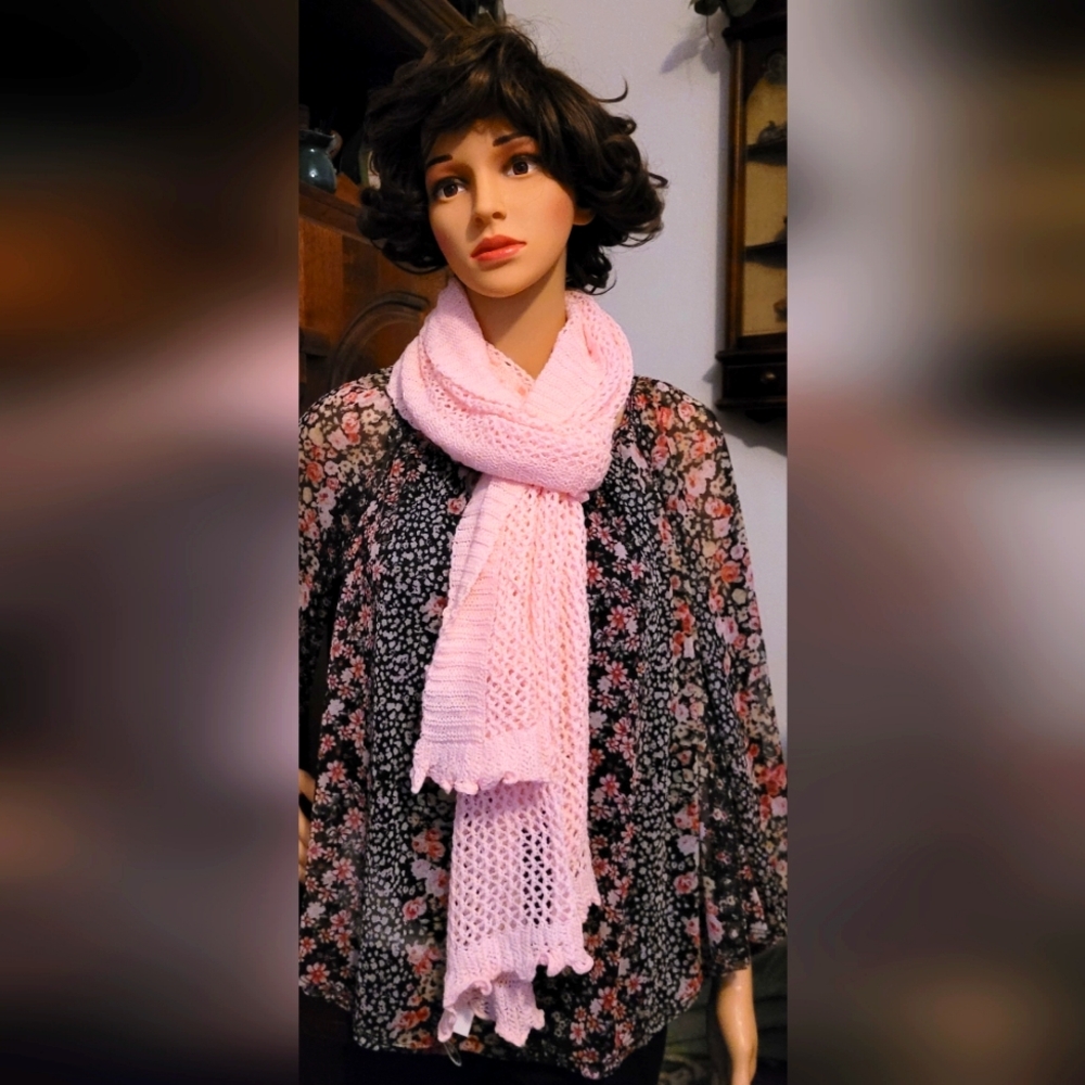 Helen Welsh Pink Crocheted Scarf/Wrap Made in Italy